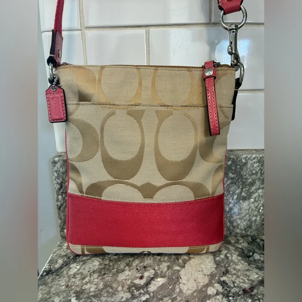 Coach Beige and Pink Crossbody Bag - Picture 9 of 16